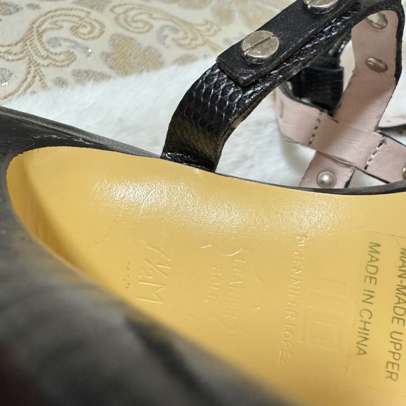 JLO by Jennifer Lopez heels - Picture 6 of 6